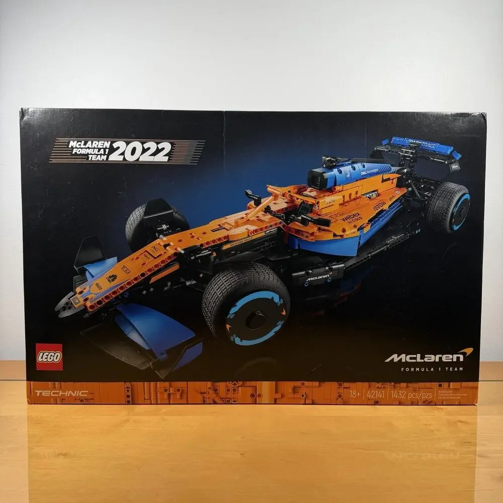 Lego McLaren Formula 1 Race Car 42141 Technic NISB